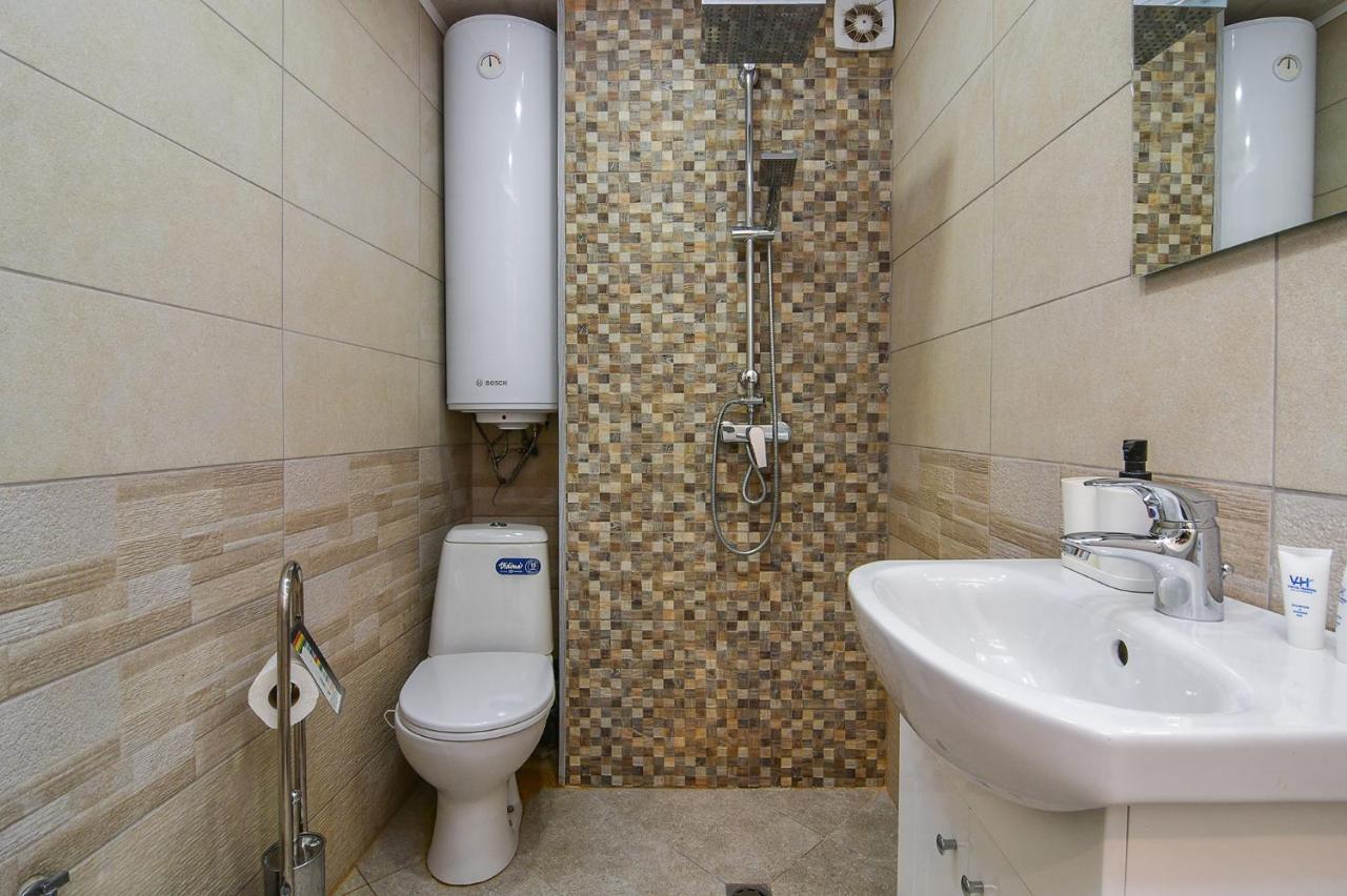 Small Studio On Budget In The Heart Of City Varna ภายนอก รูปภาพ